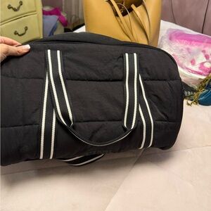 Pink by Victoria’s Secret travel bag
